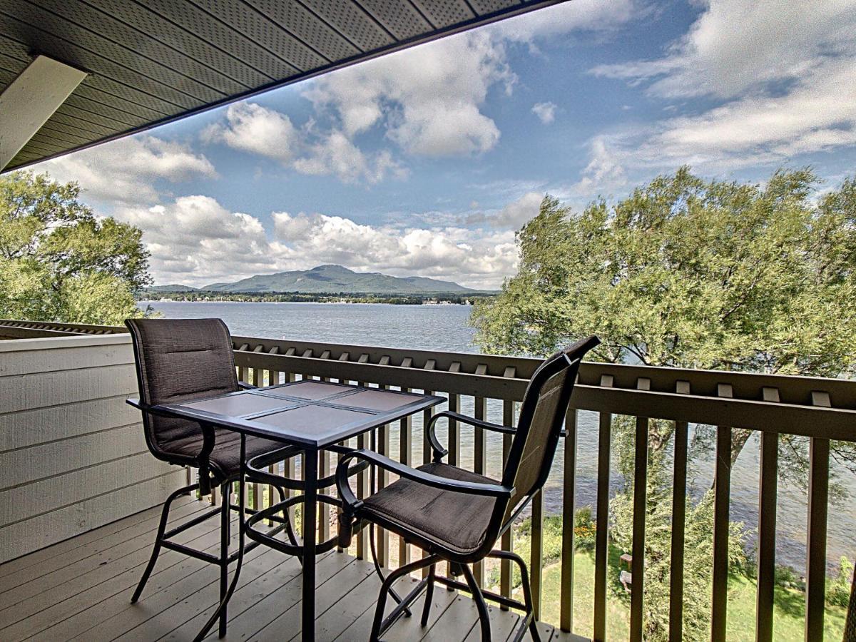Location Tourisme Estrie - Oberge Du Village Magog Ngoại thất bức ảnh