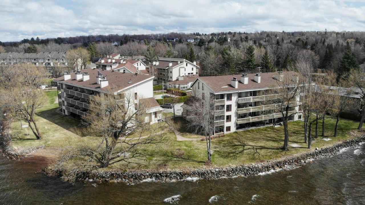 Location Tourisme Estrie - Oberge Du Village Magog Ngoại thất bức ảnh